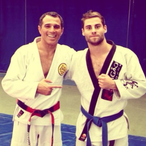 think_RIKKI's profile picture. Renzo Graciestudent, student of life, And everything MMA, BJJ and football related!