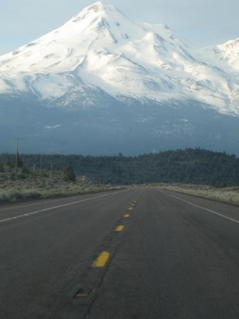 Funtastic Wine & Beer Distribution Company servicing Oregon and Northern California