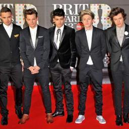 We Love 1D and Fashion. Our chic is your chic.
Follow Us!