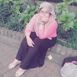 chantiquemine88's profile picture. sukses adalah ketika kita tidak pernah merasa puas akan mimpi-mimpi yang kita capa dan selalu mensyukuri atas ni'mat-ni'mat yang telah alloh berikan