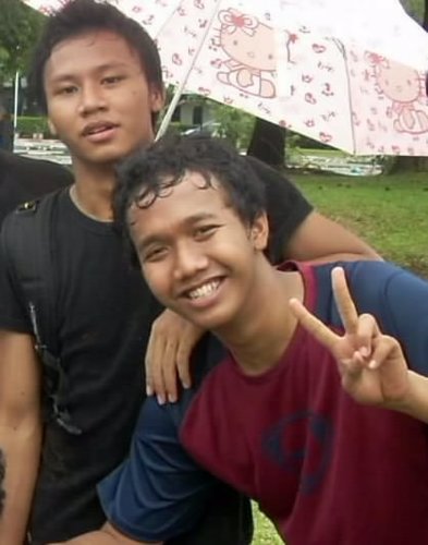 Beri kesempatan untuk bisa dekat dengan mu, I am not playboy i like one girl