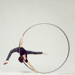 Co-founder of Barely Methodical Troupe @BMTroupe #BromancetheShow #KINBMT Acrobat and Cyr Wheel artist