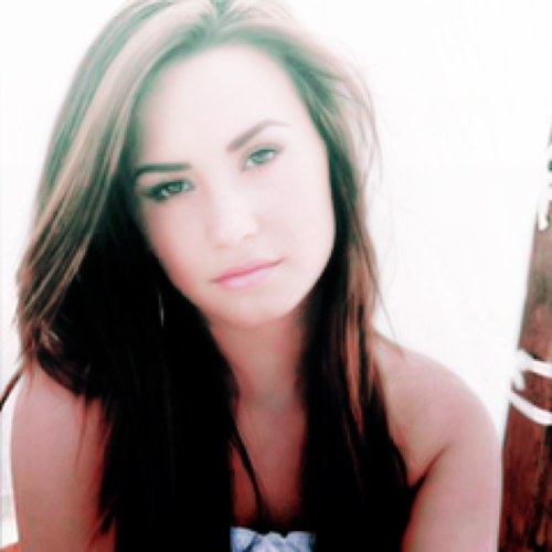you try to smile it away, some things you can't disguise.
@grantonemio's limit account