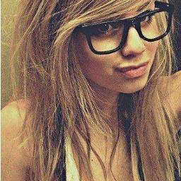 JuhWalkerxx's profile picture. Niall comeu minha bio :p