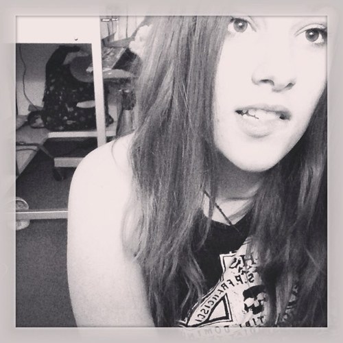 HollyMareexP's profile picture. #Directioner #Mixer and #Sheerio, Holly is the name;3 Hoping to go on xFactor One Day Baha!xo
