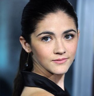 17. Representante femenina del Distrito 2 en los 74° Juegos del Hambre. Amo los cuchillos ^^ Cato es mi compi.