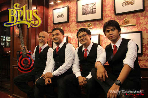 Bplus Band Official