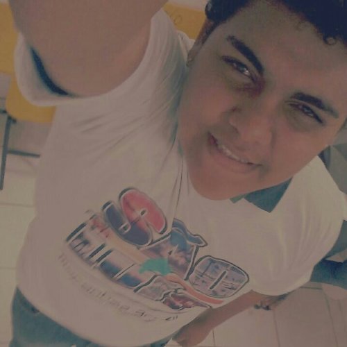 Meu guia é Deus, minha Vida Rastafari, Meu coração bate reggae, minha mente suspira liberdade, minha amizade suspira amor,
