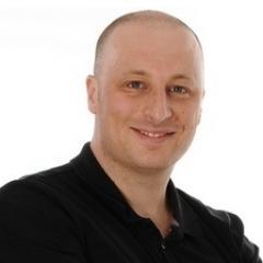 Sales professional with a passion for Digital Marketing. Love talking Sport, and interested in both personal and business development. @deangrimshawe