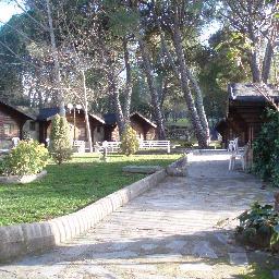 Alojamiento en cabañas,rutas a caballo, todo tipo de celebraciones,visite nuestra web para ofertas!!647681086-918671528.