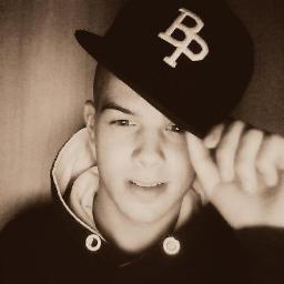 Hunorrrr's profile picture. Csókolom