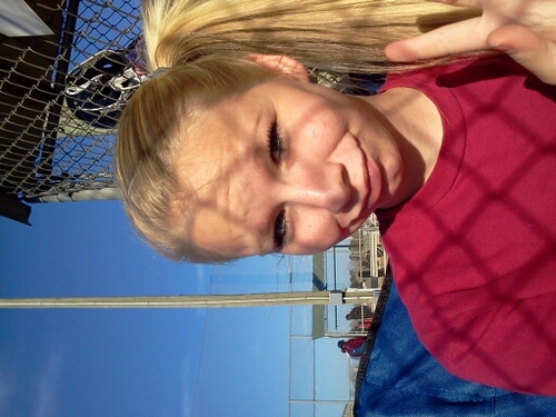im 15. birthday: 11/14. keep smiling. someody loves you.  Freshman at DCHS. #GoWarriors