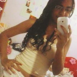 16 anos, geminiana, corinthiana, ciumenta, possessiva e chata bem chata ! irmã  & best da @Pripri_Caroline  ! s2