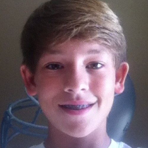 My name is Tanner . And My favorite sport is football , and basketball . I am 15 years old , And I am an Athlete . I am a boy Belieber No Hate !! #BELIEBER
