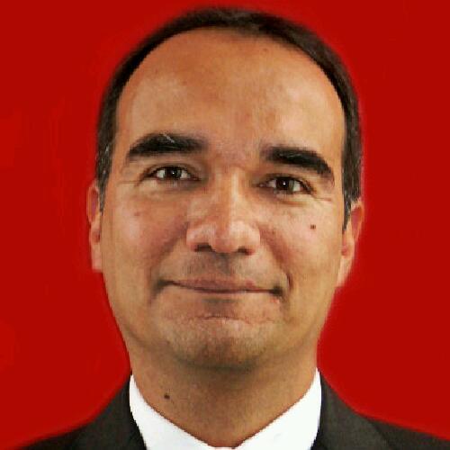 Deus in nobis, Carpe Diem; Temet Nosce.
Juego; aprendo, enseño; innovo, leo; sueño y trabajo (en Equipo) para vivir.