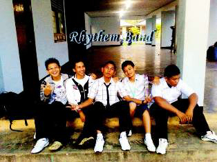 RhytemBandPapua's profile picture. Official Band Born Merauke, 12-February-2011.Contact Login Facebook karena kita jarang pake' Twitter