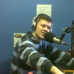 24,Tv/Radio Broadcasting graduate. Hoping to make it in the radio industry.