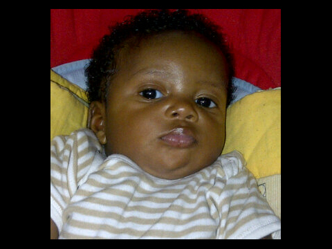 I speak 4 languages English, Passion, Sarcasm nd Real'ish.( #stolen) #teamunited