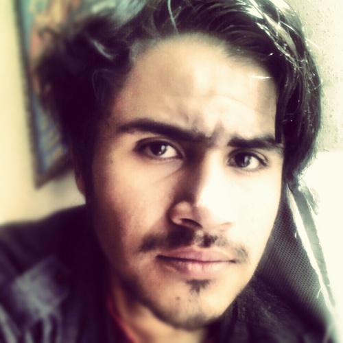 expert0enfingir's profile picture. 21 años, compositor que no termina sus canciones, soy guapo pero nadie lo nota.