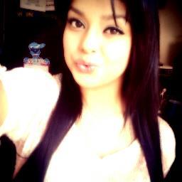 Kim. Out Going, Funny, Chill, Hapily Takken (: Well Twitter Is Just A Time Killer For Me .-. So Yeaaaa, Byee.