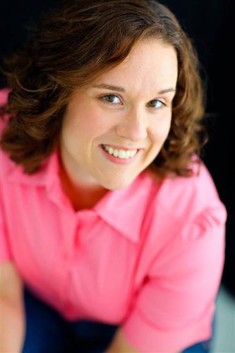 Communications Professional. IUPUI Alumna. Loved by my audiophile/engineer sweetheart and 5 cool kiddos. Passions: God, people, education and potential.