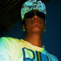 =D..  Feliz, Ousado, Pai e Filho de Deus !! #OusadiaeAlegria


  Boleroz  é  Boleraz   Tamu  Junto   Galerinha  BeBeTiiNhOO