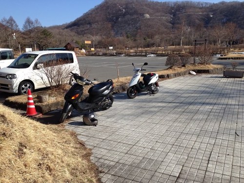 どうも〜。今は某自動車メーカーの関連会社で働いてるサラリーマンです。トラウトフィッシング（にわか）やドライブ、酒、原チャいじり、車いじり、ちゃりんこ、とか浅く広くやってます。よろしく