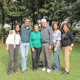 HmvMejia's profile picture. Arquitecto - Maestro