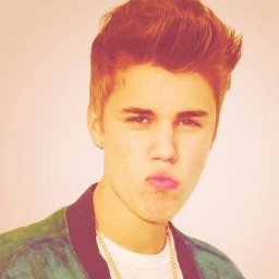 Idgaf about the media or your little rumours. You don't know us. We're pathetic? You're a cunt. Justin will fucking beat the fuck out of you. ♡