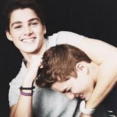 We want to get noticed by ONE DIRECTION so
that they come here! ;D and we want to
#BRING1DTODUBAI :D ask for a follow :D + I love 
jack and finn Harries
