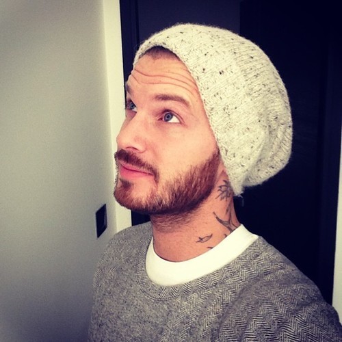 m pokora je t aime tu est mon idole je viens a tout concert que tu fait pokorafan pour la vie