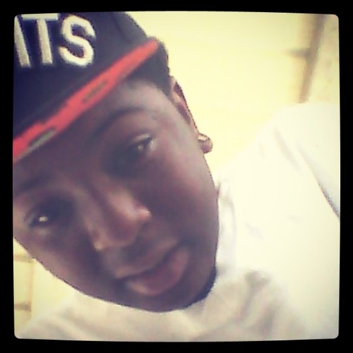 PTO Alday,RoseWood Tx Aye but What You can do is go F0||0w My Bae@FuckDemontre And btw i Follow back,