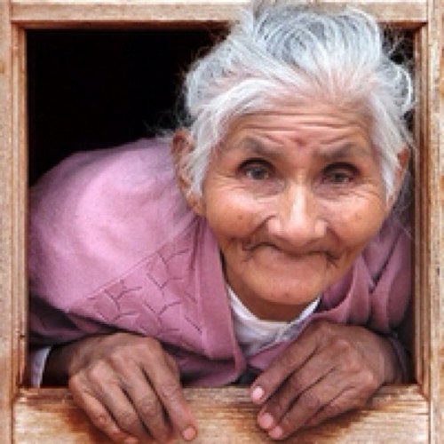 commerethion's profile picture. Chantal 81 ans , twittos de la bogosphère