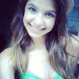 Bruna Lirio. 18 anos e apenas um projeto de Barbie :3