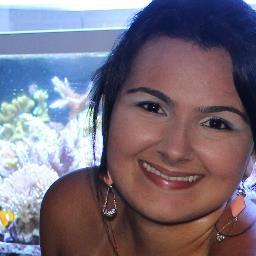 Criadora de sonhos e aprendiz da vida. Filha de Deus.