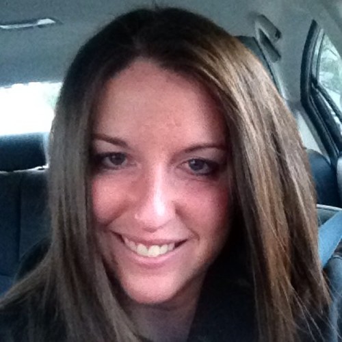 Freelance copywriter. Single. Love to travel, especially on cruises and to football games in the US. Originally from the midwest.