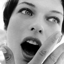 Lovers @MillaJovovich. @MillaPoder @Marcia__Azevedo
 INSTAGRAM: @forevervitch @sr_grinberg