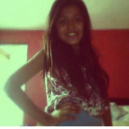 Hola Me llamo natalia soy super loca y divertida y me gusta todo lo que sea de otros lugares