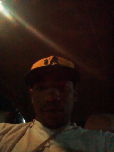 somewhere gettin some money or fuckin wit my niggas but since you checkin out my avi and readin my bio an shit you mightaz well follow me&ima follow back