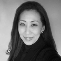 Artist, designer & director of @molfoworld Creative director of @zamaproducts Insta:@hiromikim 日本語:@Hiromi_Kim