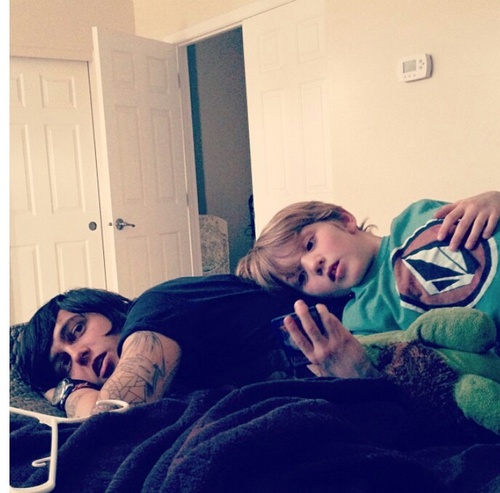 I'm Rowan :) My mommy is Katelynne and my step-dad is Kellin. I've also got a baby half-sister named Copeland and a smelly bigger brother named Liam~