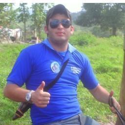 http://t.co/qUz4zR5n8n 
Um dos Donos da Equipe AMARELINHO COM GELO!