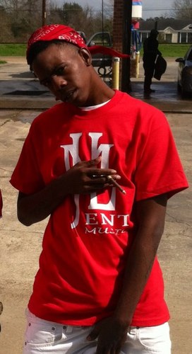 ALL BOUT LIVIN ND GETTN MONEY
R.I.P HARDHEAD LIL POPPA