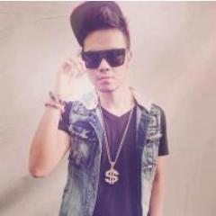 9,5 fingers. natural musician. energetic. idealist. sundanese. ROC.
EARTH without ART just,EH? | My Lovely : @Anjeny81 | #Peace ☮ ★