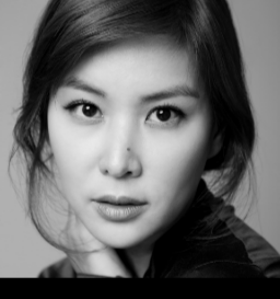 1972.10.06 고소영 원조봇. 소영님을 대신해 팬서비스를 하는 봇입니다. 싱크지적 받습니다. 맞팔은 봇, 패계분들만. ☞고소영씨 트위터계정 @merrykoround/2012.08.13~