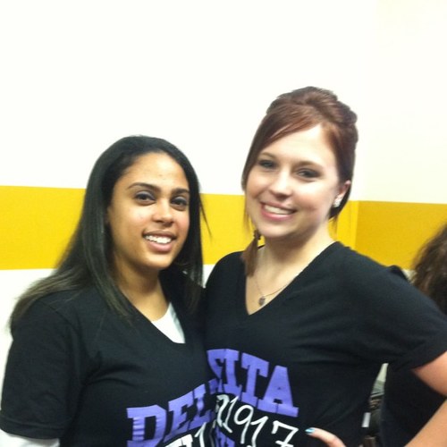 tweetlesskara's profile picture. 