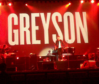 BabeImFollowing's profile picture. My plan is to follow everyone in twitter