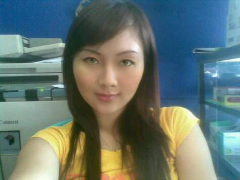 yewencin's profile picture. just an ordinnary Woman