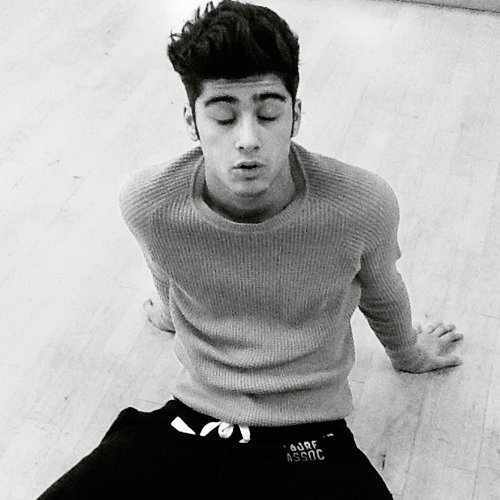 Im zayn :). Talk to me. Single, Gay, hurt.