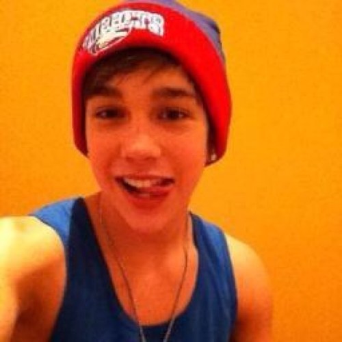 i love @AustinMahone ! Hes my everythangggg(: #TrueMahomie